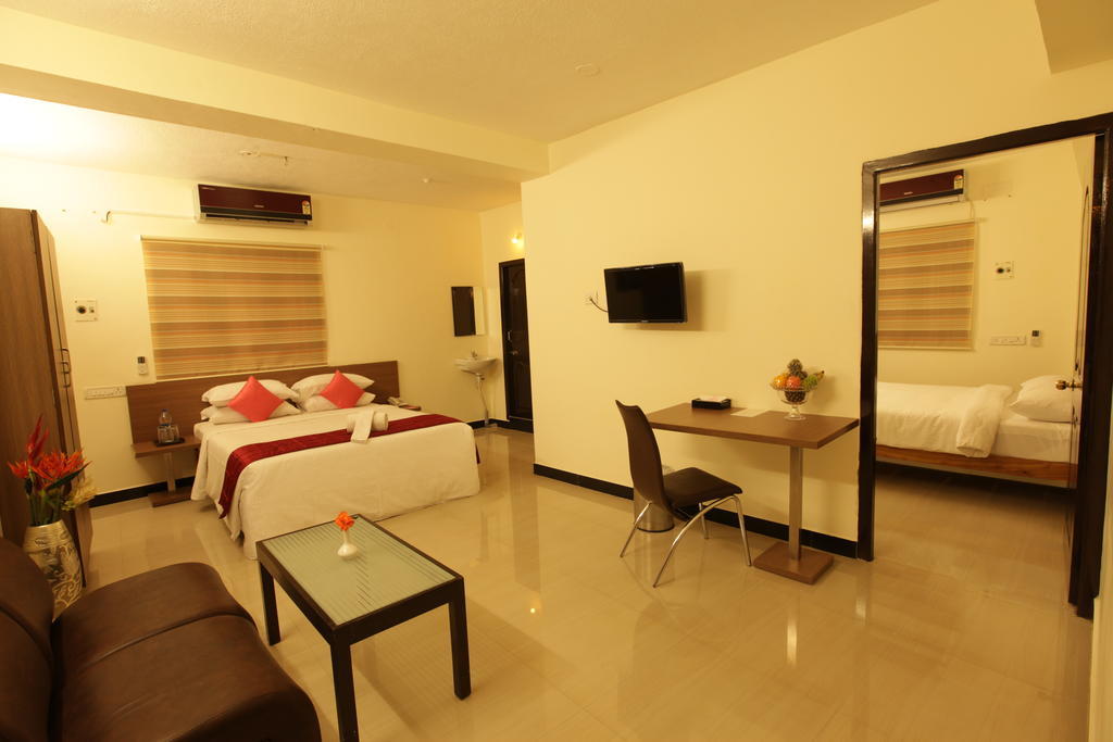Aakash Inn Tiruvannāmalai Room photo
